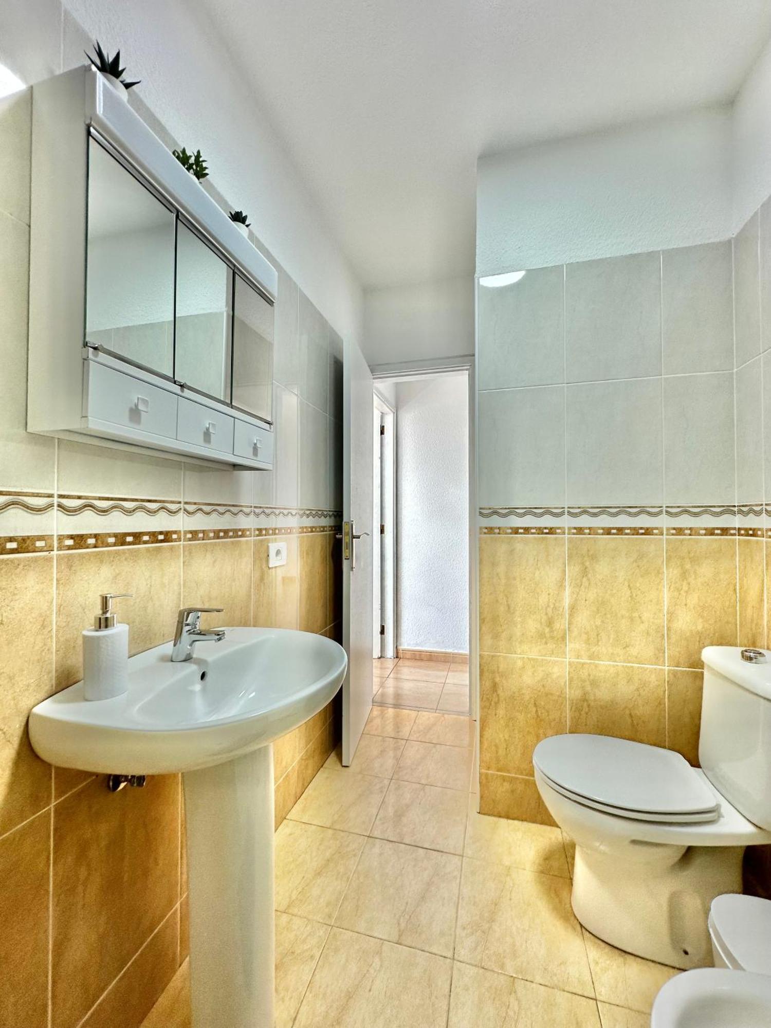 Sunbeach Apartment アロナ エクステリア 写真