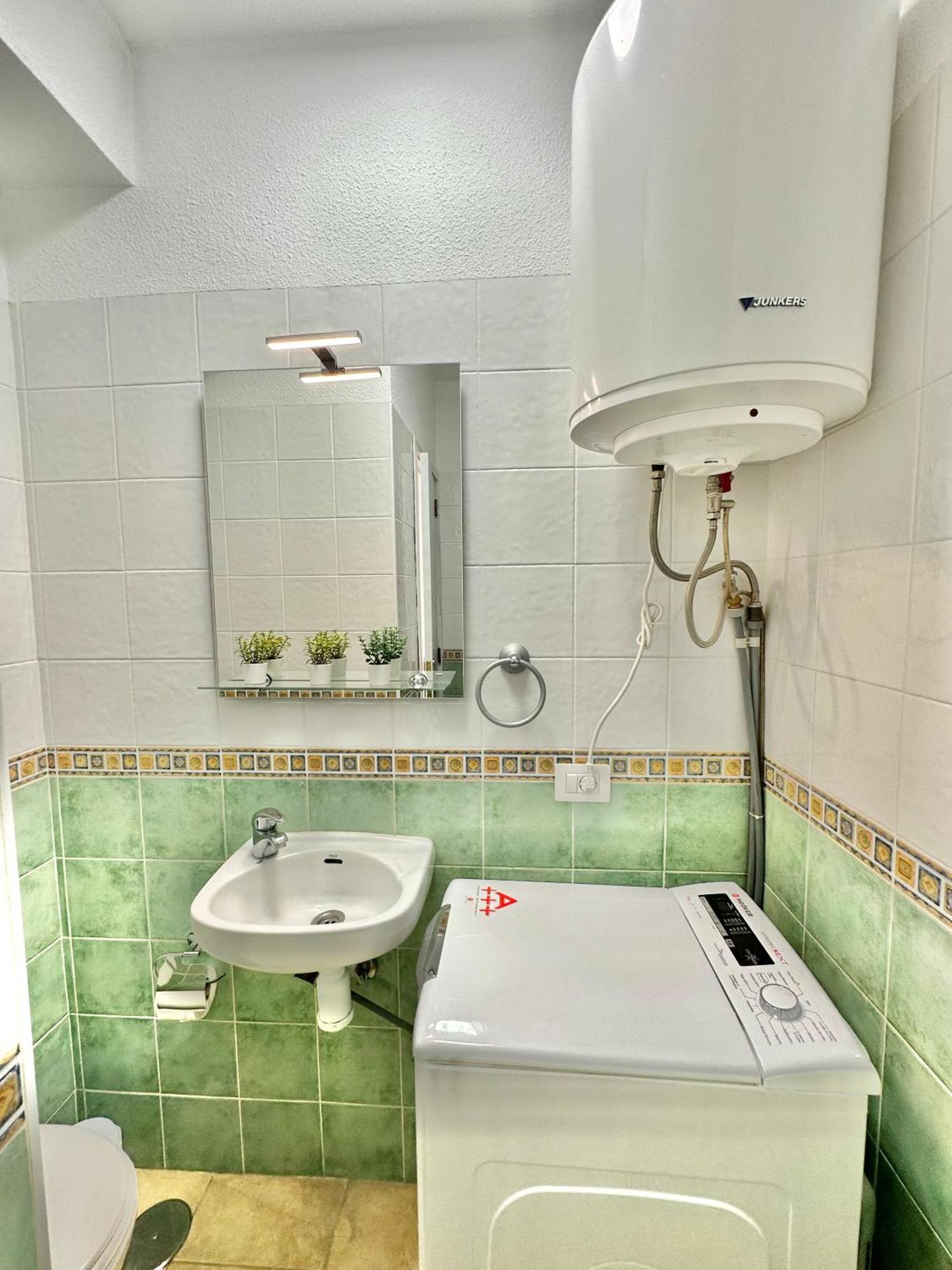 Sunbeach Apartment アロナ エクステリア 写真